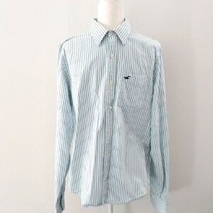 Hollister Men's Preppy White and Blue Striped Button-down Shirt size Lar…